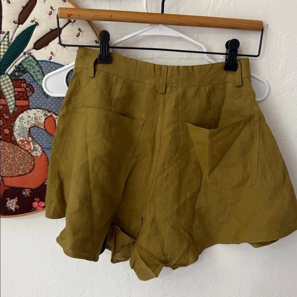 Olivaceous Green Linen Blend Lightweight Butterfly Flare Short High Rise S NWT